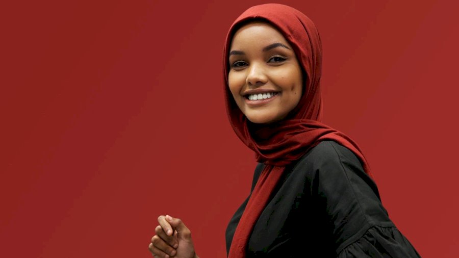 Halima Aden Net Worth 2022